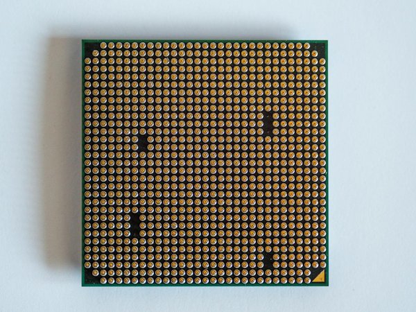 What Are the Latest Innovations in the UK Smartphone Industry?